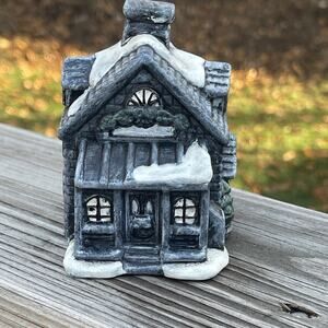 Creepy Gothic Xmas Christmas Haunted House Village Miniature Cottage Building